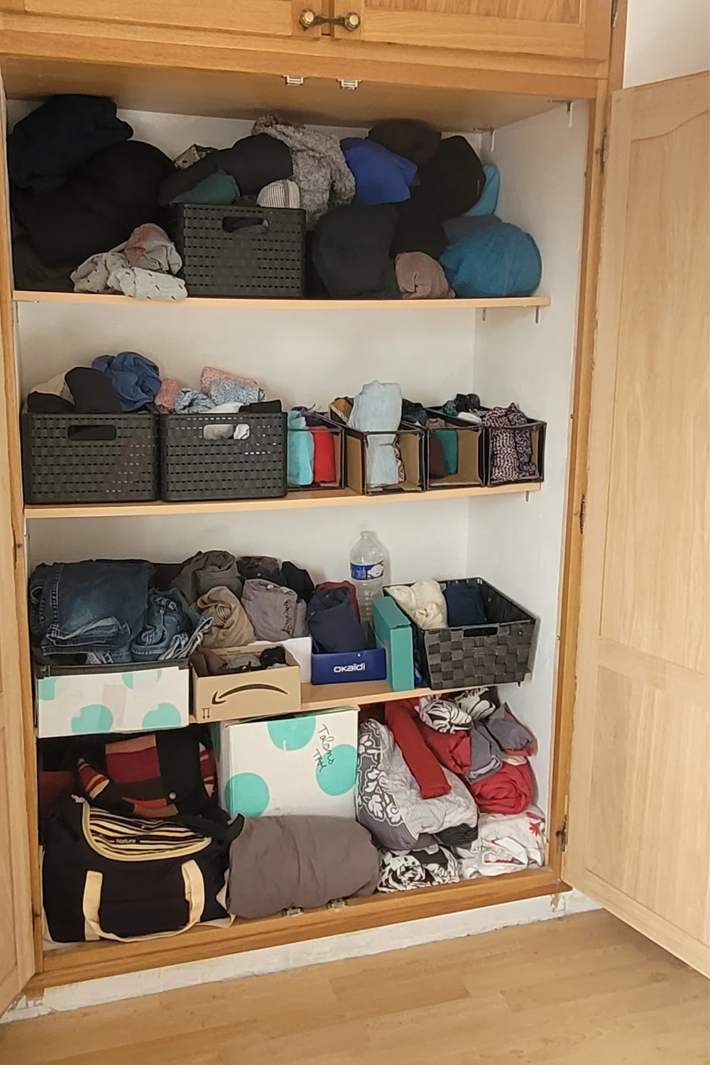 Armoire avant rangement