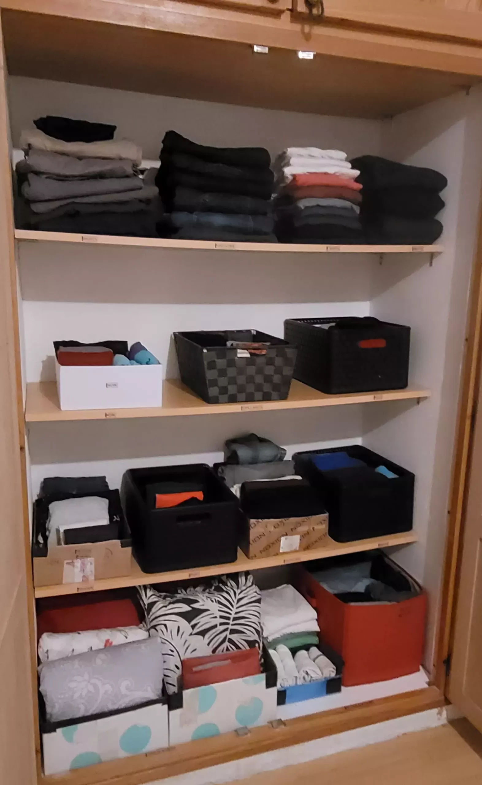 Armoire après rangement